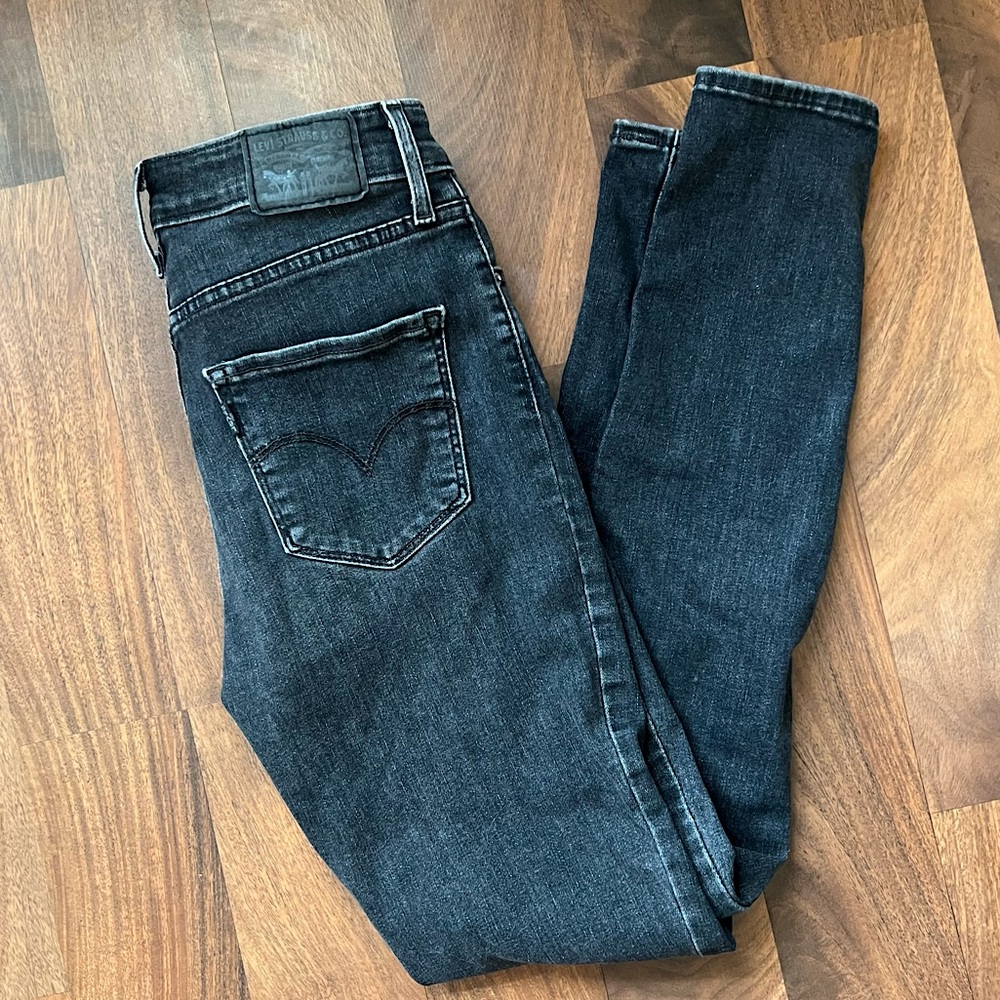 Levi’s 721 High Rise Skinny - Black